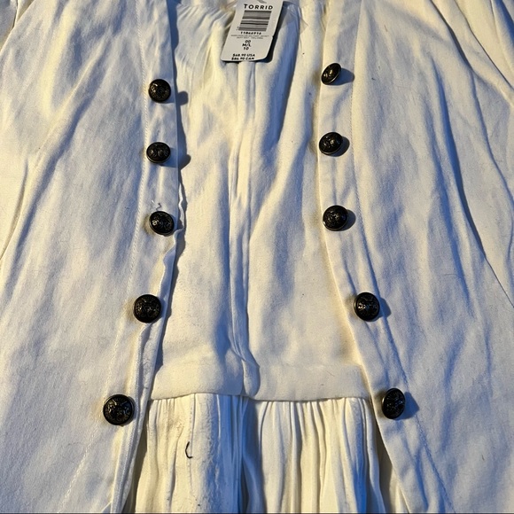 Torrid Off White Twill Peplum Military Jacket size 00 (M/L 10) - Picture 9 of 16